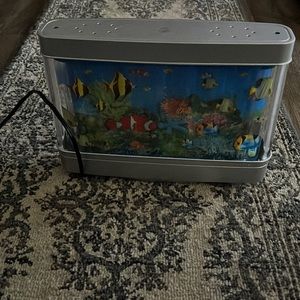 Automatic fish tank